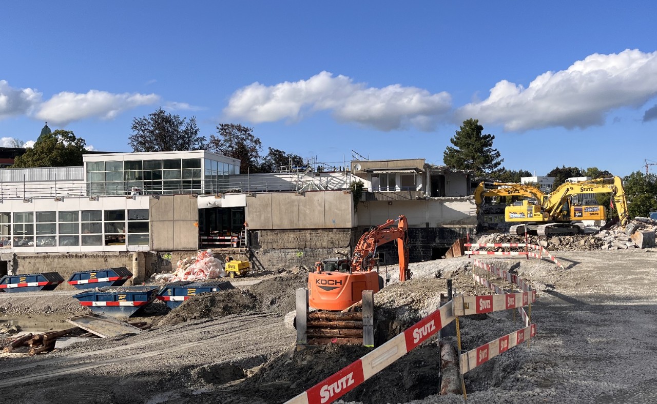 Rückbau des Garderobengebäudes am 9.9.2025