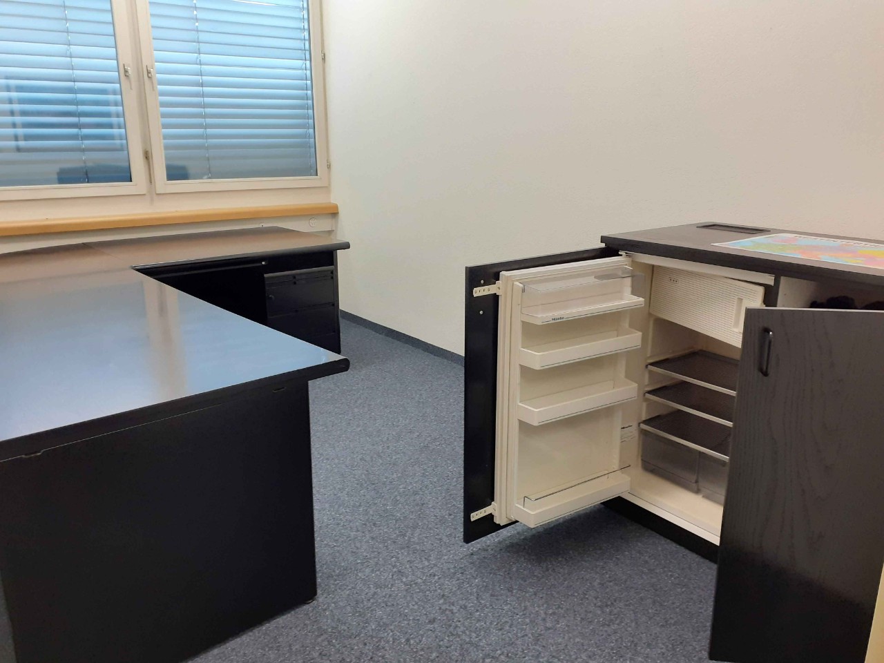 Breitfeldstrasse 3 Einzelbürmöbl.jpg