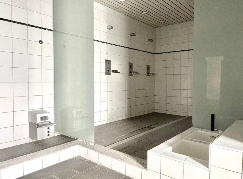 Heiligkreuzstrasse 2.6.jpg