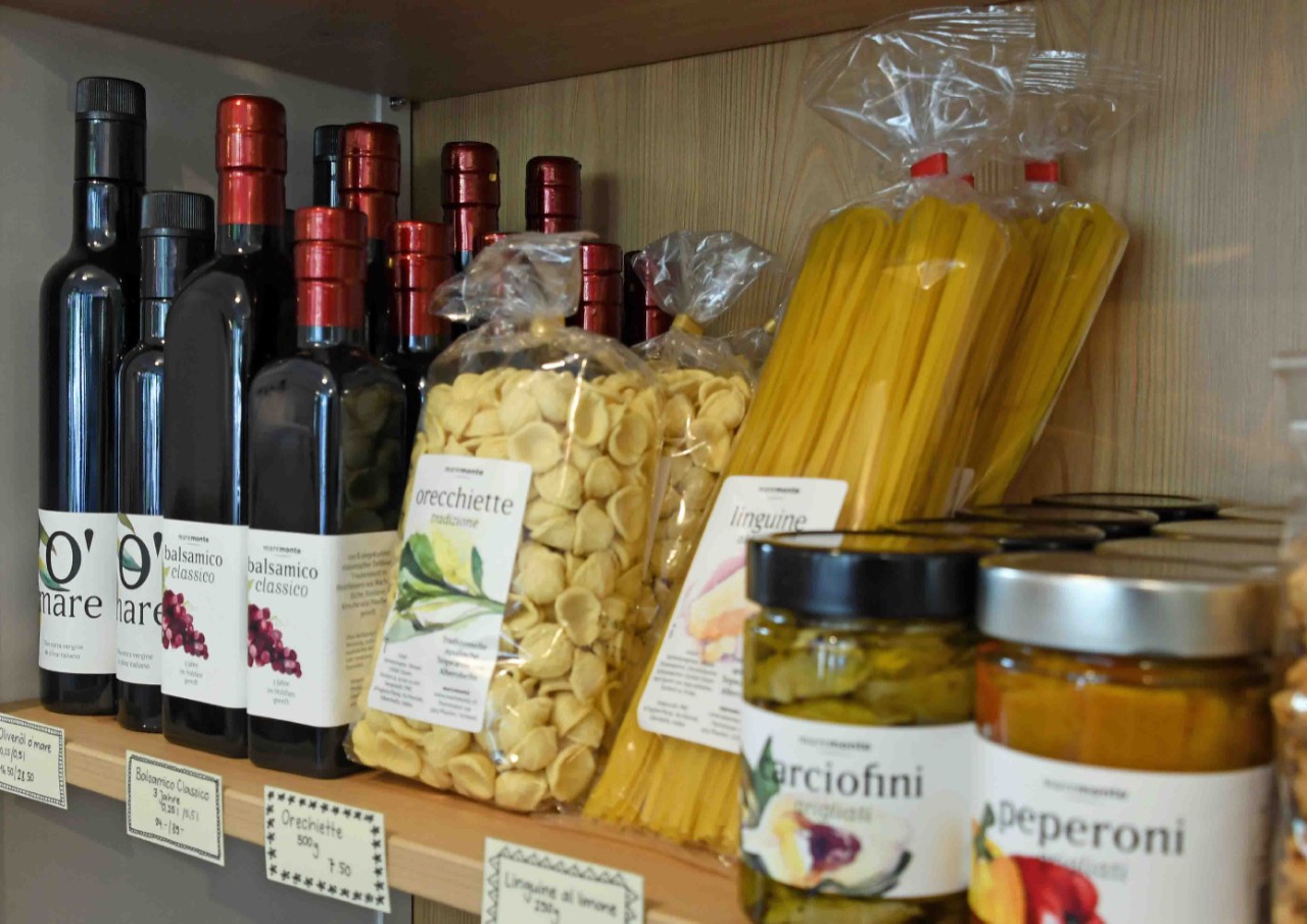 Produkte im Drahtseilbähnli.jpg