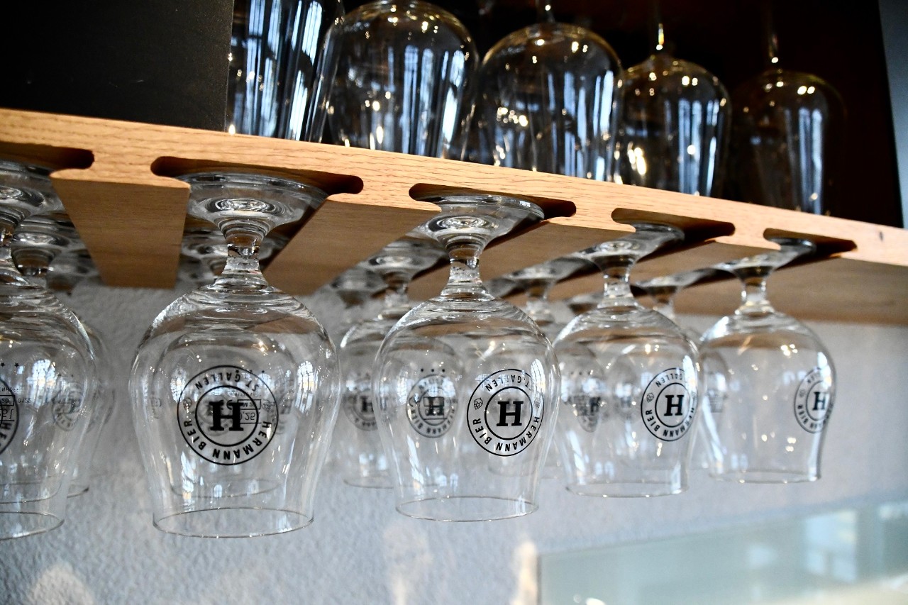 Biergläser Hermann Bier Brauerei und Lokal.jpg
