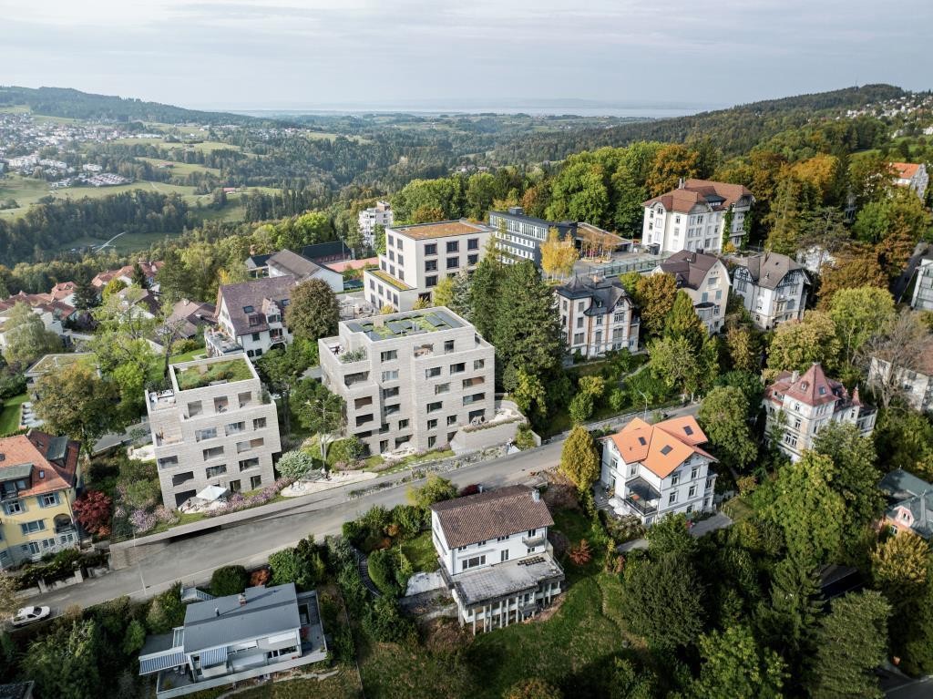 Alea Rosenberg 1.jpg