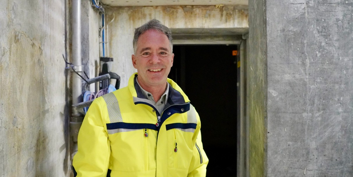 Roland Lüthy von ESG leitet das Schwammstadt-Projekt. Die Inbetriebnahme des neuen Beckens ist für ihn ein grosser Meilenstein in diesem Projekt.