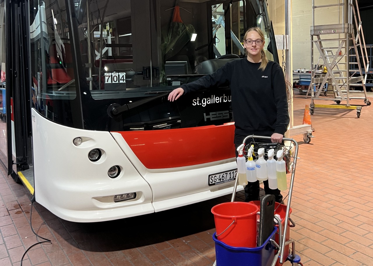 Lenherr Larina, Mitarbeiterin Busreinigung, Verkehrsbetriebe St.Gallen