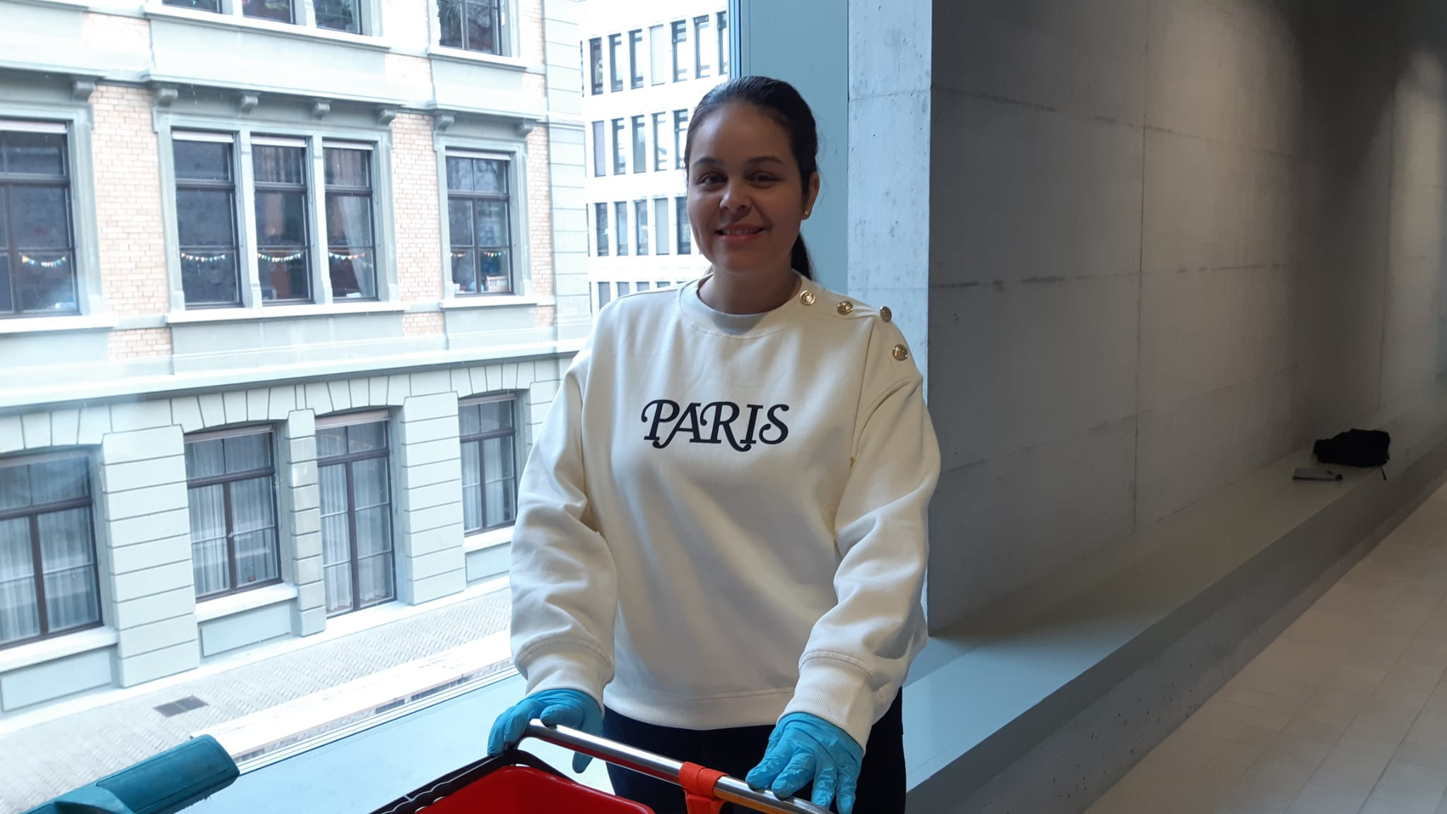 Jiménez Reyes Daniela Vanessa, Hilfspersonal Schulhaus Tschudiwies, Infrastruktur Bildung und  Freizeit