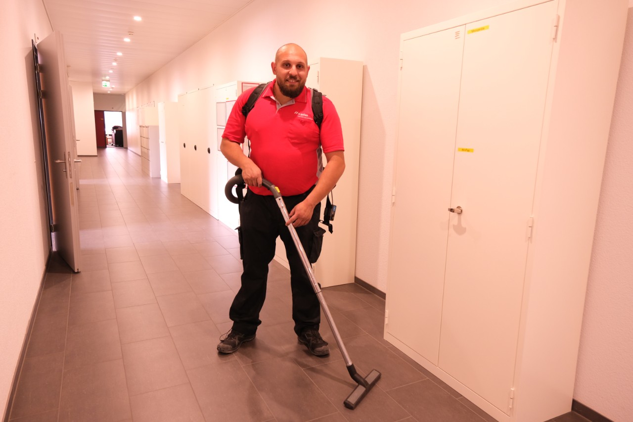 Cukic Damjan, Mitarbeiter Hausdienst, Feuerwehr und Zivilschutz