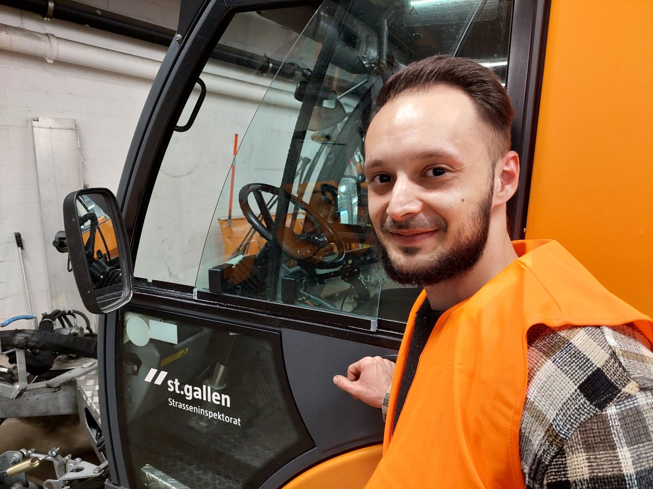 Saiti Ismail, Strassenunterhaltsmitarbeiter, Tiefbauamt