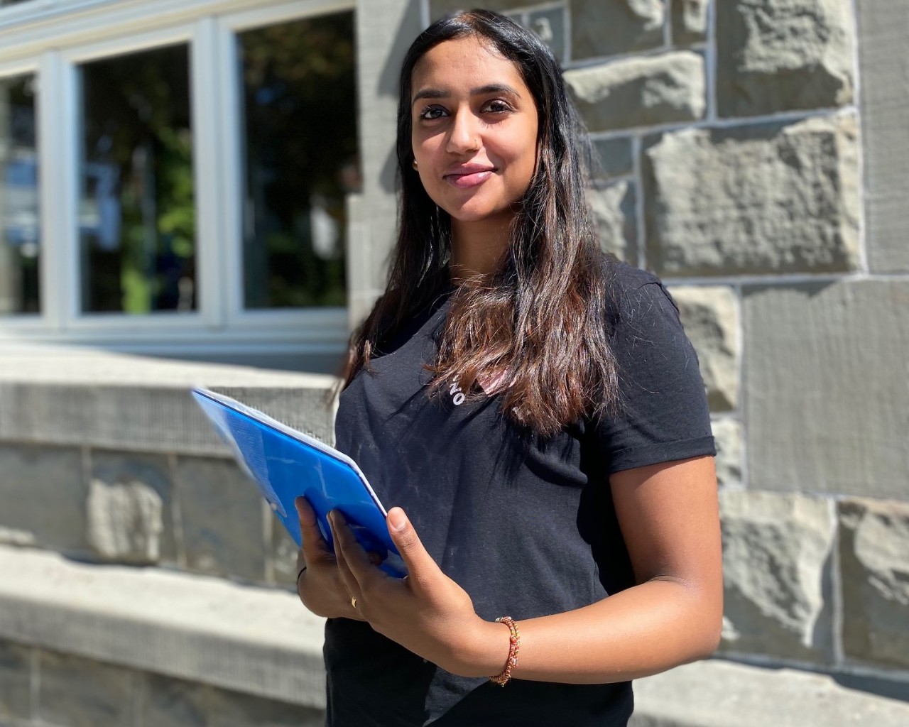 Nadarajapillai Mathini, Gruppenleiterin Tagesbetreuung Gerhalde, Schule und Musik 