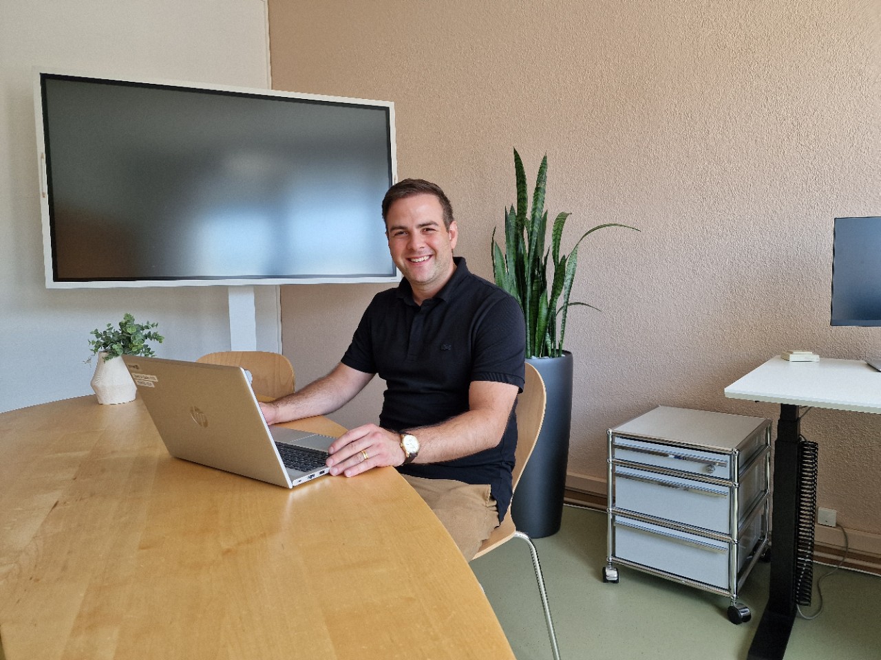 Kesgin Ender, Fachsupport Sozialhilfe, Soziale Dienste