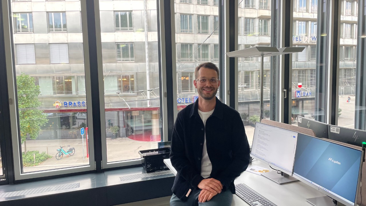 Chiozza Dario, Assistenz Dienststellenleitung, Infrastruktur Bildung und Freizeit