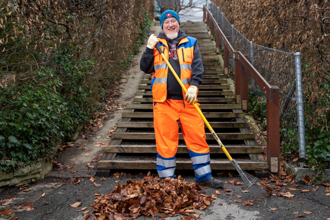Pasquale Morellini, Strassenunterhaltsmitarbeiter, Tiefbauamt, nach 12 Dienstjahren auf den  30. April 2023