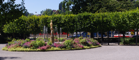 Leonhardspark mit Brunnen