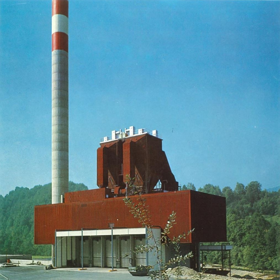 Die Kehrichtverbrennungsanlage Au-Bruggen kurz vor Fertigstellung