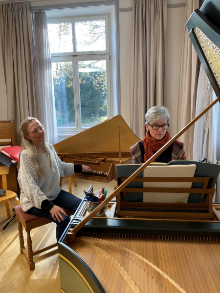 Lehrperson Marie-Louise D&auml;hler und Sch&uuml;lerin Kristin Schmidt