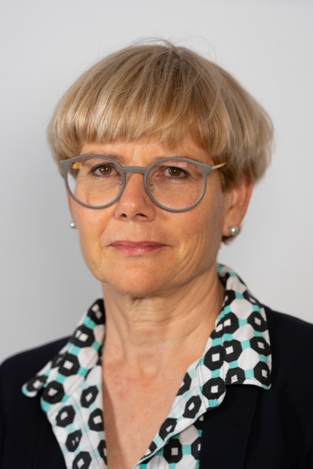 Leiterin Beratung und Information