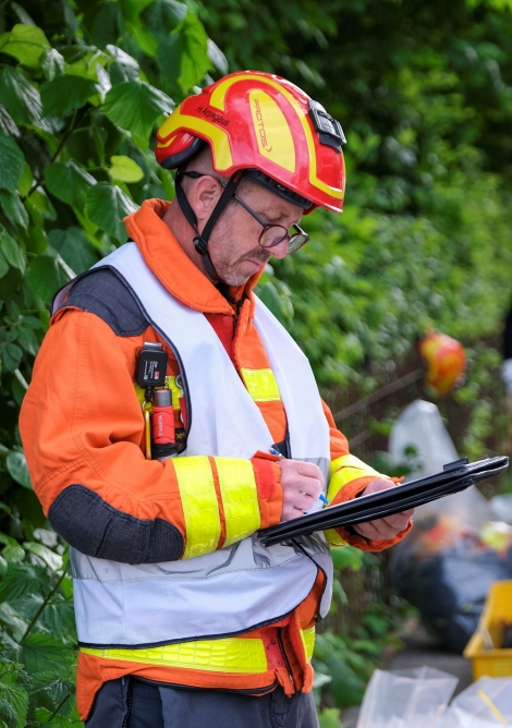 Hans Peter Arpagaus bei einer Feuerwehr&uuml;bung