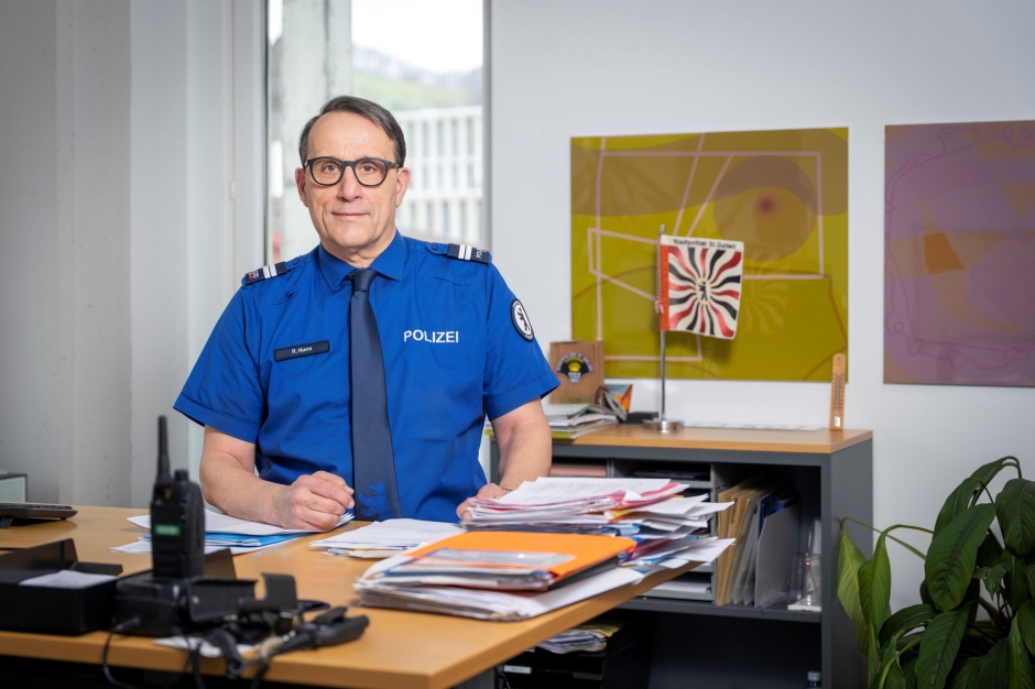 Ralph Hurni in seinem B&uuml;ro