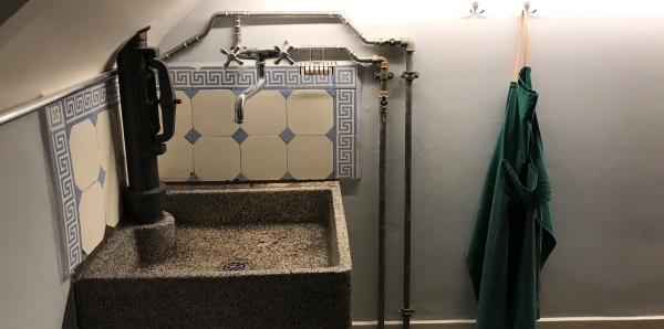 Dachwohnung an der Kolosseumstrasse 12