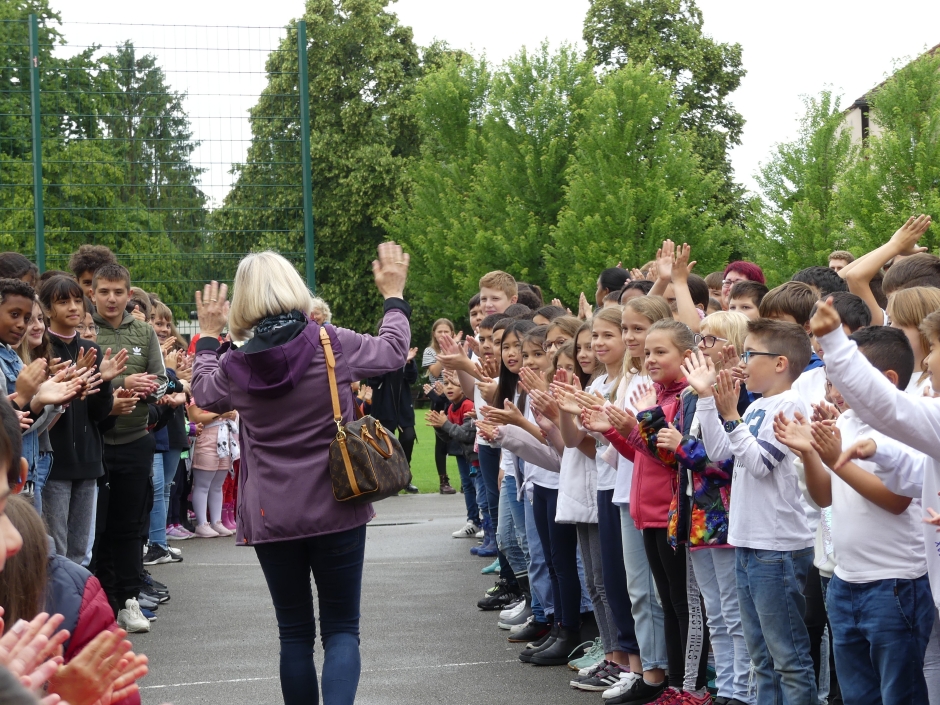 Spalier bei der Verabschiedung