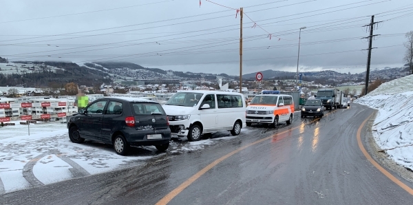 Frontalkollision auf der Appenzeller Strasse