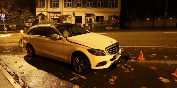 Kollision zwischen Personenwagen und E-Trottinett