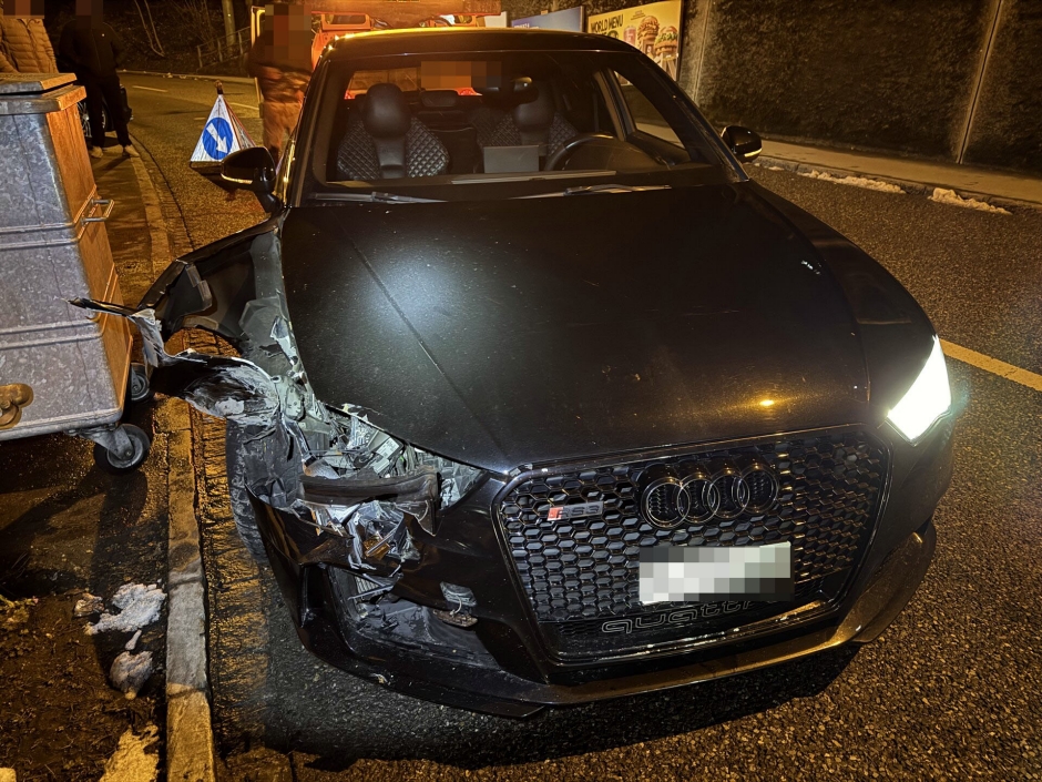 Besch&auml;digtes Fahrzeug